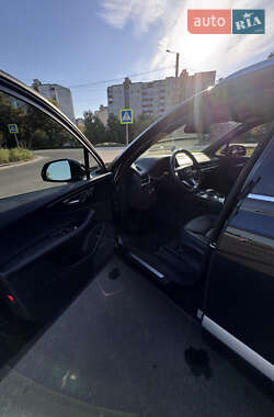 Внедорожник / Кроссовер Audi Q7 2017 в 