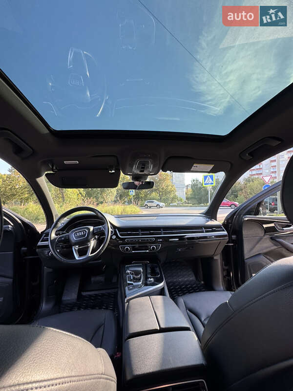 Внедорожник / Кроссовер Audi Q7 2017 в Чернигове