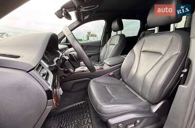 Позашляховик / Кросовер Audi Q7 2018 в 