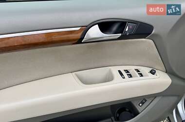 Внедорожник / Кроссовер Audi Q7 2006 в 