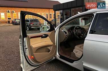 Внедорожник / Кроссовер Audi Q7 2014 в 