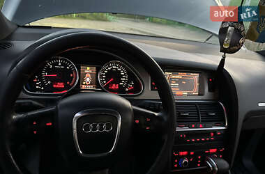 Внедорожник / Кроссовер Audi Q7 2006 в 