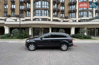 Внедорожник / Кроссовер Audi Q7 2007 в 