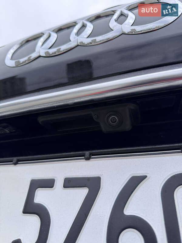 Внедорожник / Кроссовер Audi Q7 2019 в Киеве