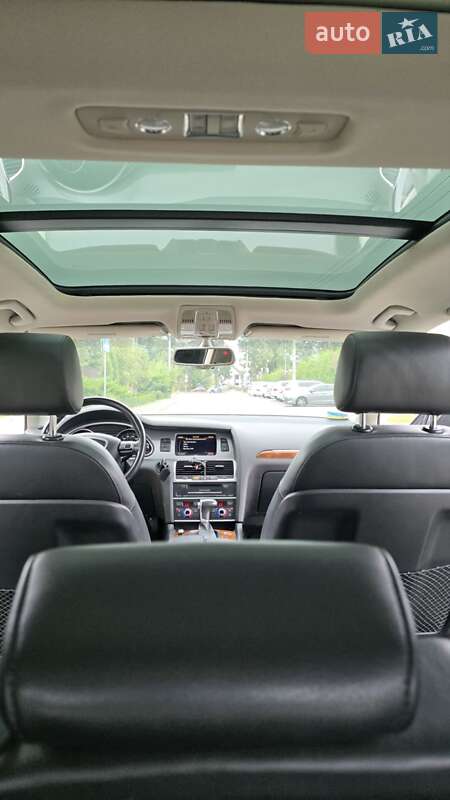 Внедорожник / Кроссовер Audi Q7 2013 в Киеве