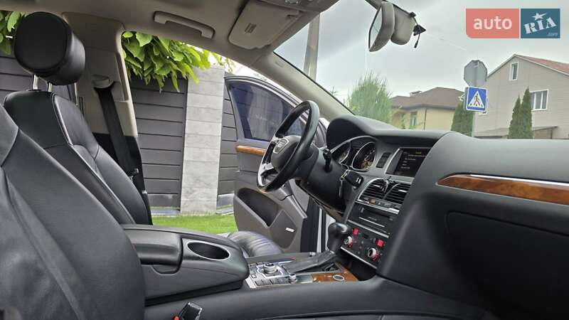 Внедорожник / Кроссовер Audi Q7 2013 в Киеве
