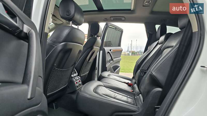 Внедорожник / Кроссовер Audi Q7 2013 в Киеве