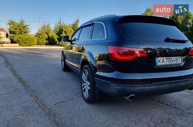 Внедорожник / Кроссовер Audi Q7 2006 в 
