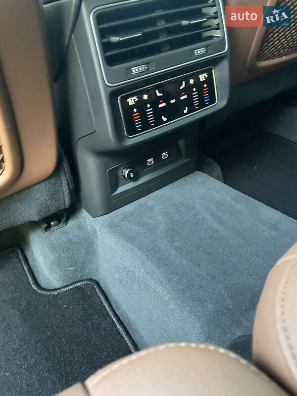 Позашляховик / Кросовер Audi Q7 2021 в Житомирі