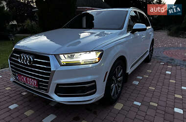 Позашляховик / Кросовер Audi Q7 2017 в 