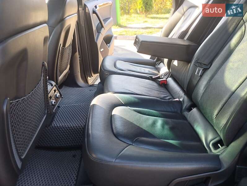 Позашляховик / Кросовер Audi Q7 2013 в Сумах