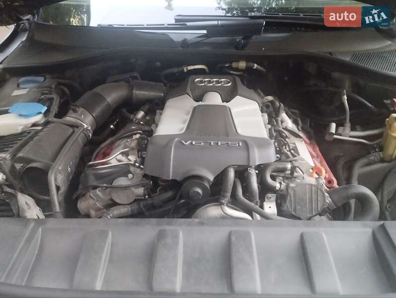 Позашляховик / Кросовер Audi Q7 2013 в Сумах