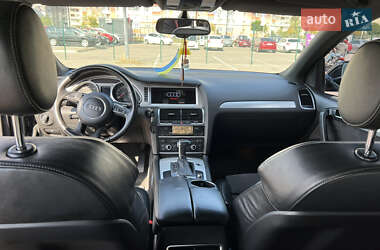 Внедорожник / Кроссовер Audi Q7 2012 в 
