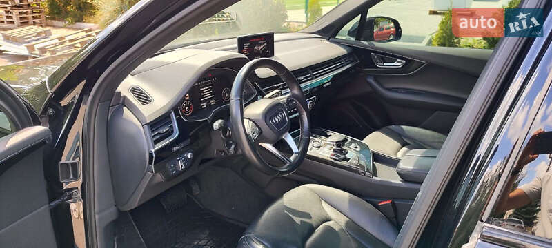 Позашляховик / Кросовер Audi Q7 2016 в Кропивницькому