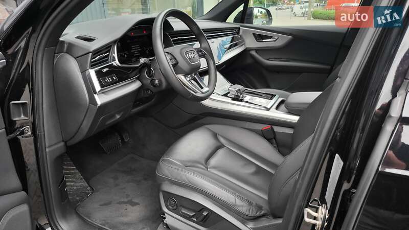 Позашляховик / Кросовер Audi Q7 2020 в Вінниці