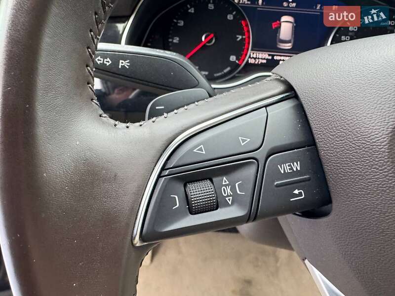 Позашляховик / Кросовер Audi Q7 2017 в Луцьку