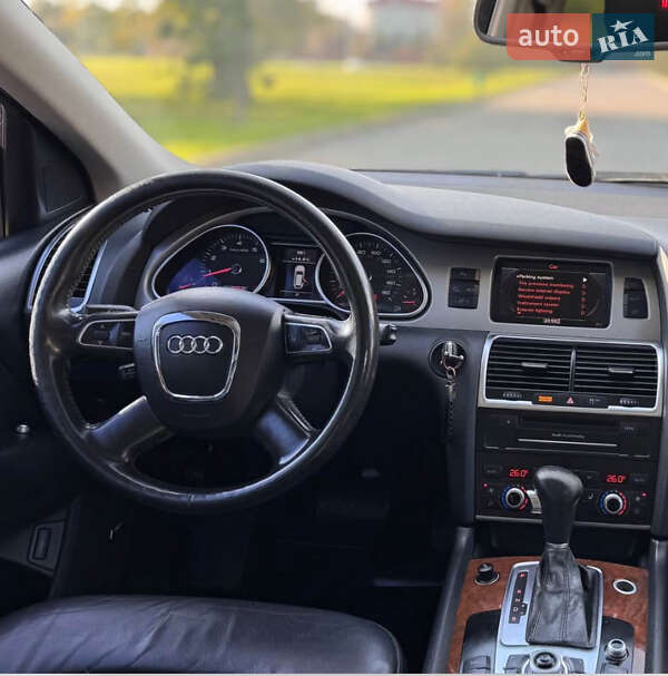 Позашляховик / Кросовер Audi Q7 2011 в Ізмаїлі
