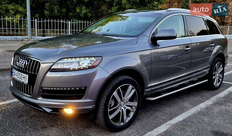 Внедорожник / Кроссовер Audi Q7 2010 в Одессе