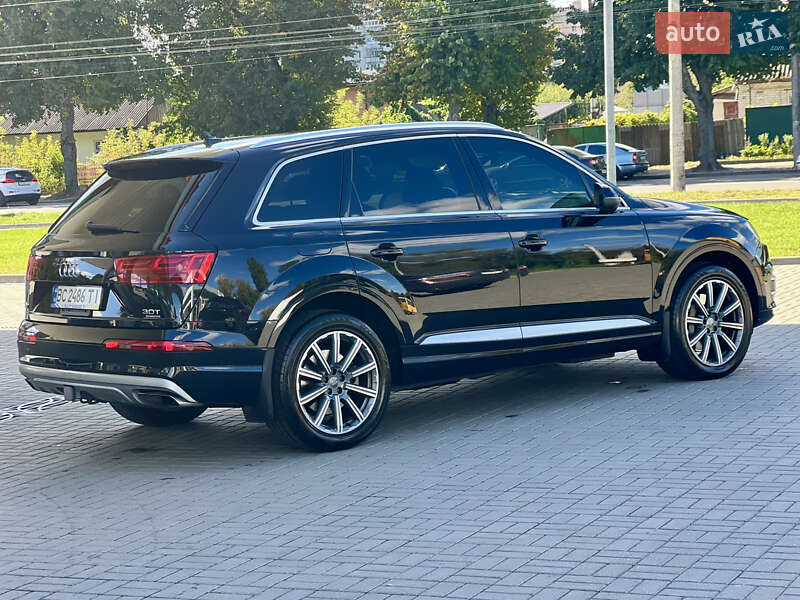 Позашляховик / Кросовер Audi Q7 2018 в Житомирі