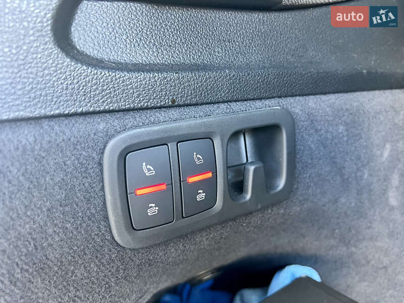 Позашляховик / Кросовер Audi Q7 2018 в Житомирі