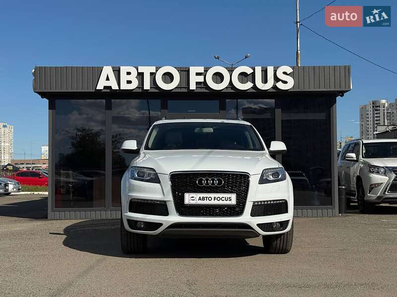 Внедорожник / Кроссовер Audi Q7 2013 в Киеве