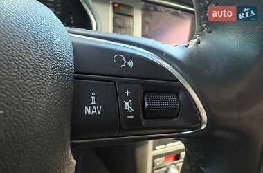 Позашляховик / Кросовер Audi Q7 2013 в 
