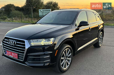 Позашляховик / Кросовер Audi Q7 2016 в 