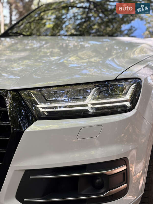 Внедорожник / Кроссовер Audi Q7 2018 в Днепре фото 6 Внедорожник / Кроссовер Audi Q7 2018 в Днепре