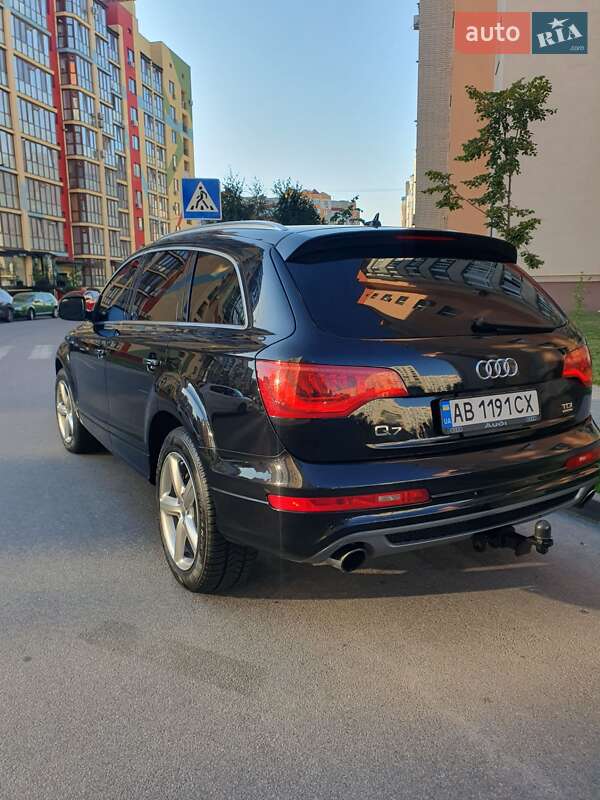Позашляховик / Кросовер Audi Q7 2010 в Вінниці