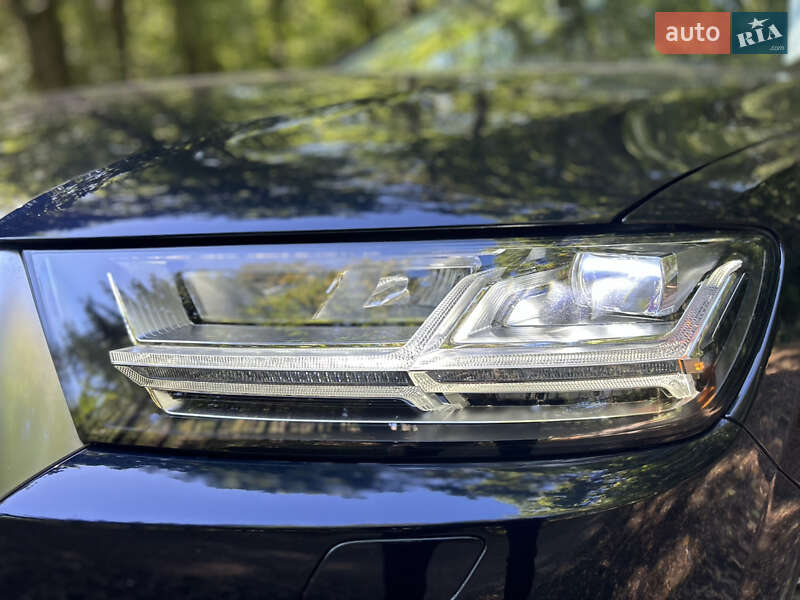 Позашляховик / Кросовер Audi Q7 2016 в Вінниці