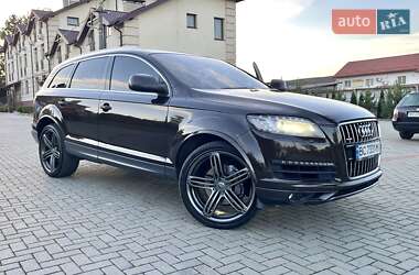 Внедорожник / Кроссовер Audi Q7 2011 в 