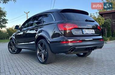 Внедорожник / Кроссовер Audi Q7 2011 в 