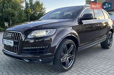 Внедорожник / Кроссовер Audi Q7 2011 в 