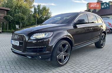 Внедорожник / Кроссовер Audi Q7 2011 в 
