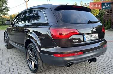 Внедорожник / Кроссовер Audi Q7 2011 в 
