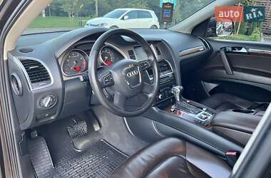 Внедорожник / Кроссовер Audi Q7 2011 в 