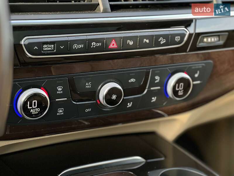 Внедорожник / Кроссовер Audi Q7 2018 в Киеве