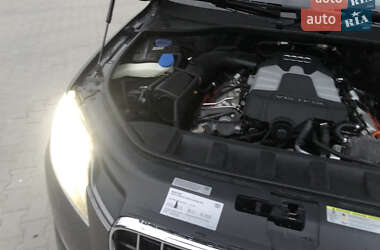Позашляховик / Кросовер Audi Q7 2012 в 