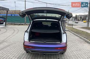 Позашляховик / Кросовер Audi Q7 2013 в 
