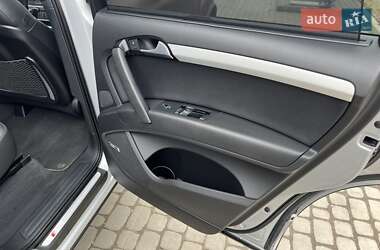 Позашляховик / Кросовер Audi Q7 2013 в 