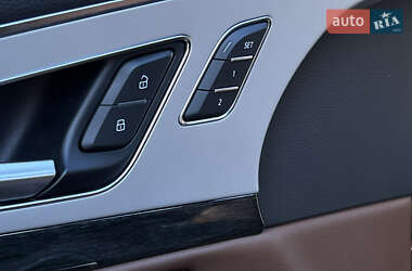 Внедорожник / Кроссовер Audi Q7 2017 в 