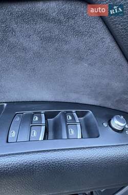Позашляховик / Кросовер Audi Q7 2014 в 