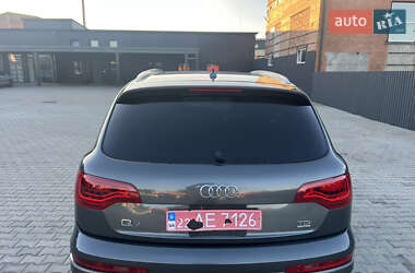 Позашляховик / Кросовер Audi Q7 2014 в 