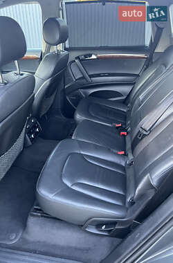 Позашляховик / Кросовер Audi Q7 2014 в 