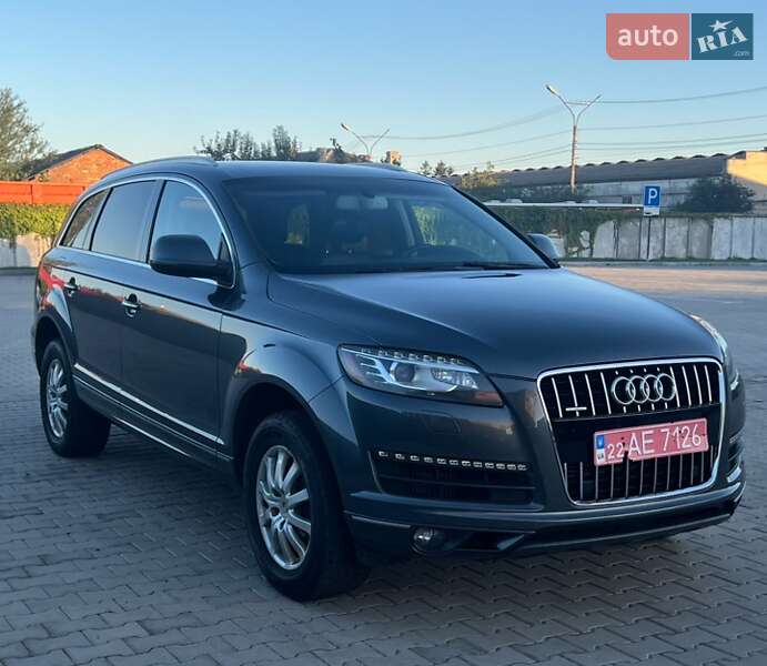 Внедорожник / Кроссовер Audi Q7 2014 в Нововолынске