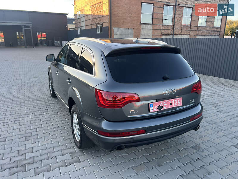 Внедорожник / Кроссовер Audi Q7 2014 в Нововолынске