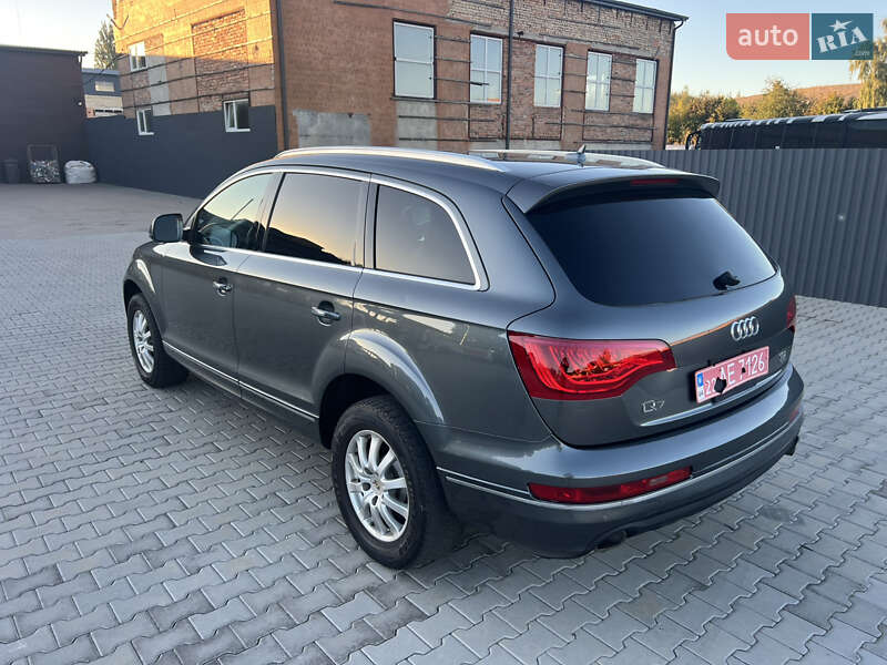 Внедорожник / Кроссовер Audi Q7 2014 в Нововолынске