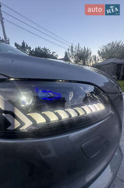 Позашляховик / Кросовер Audi Q7 2013 в 