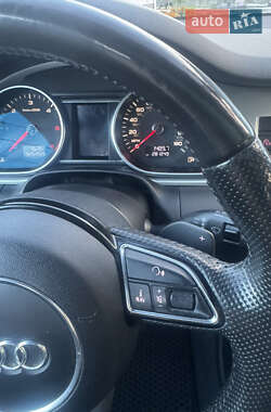 Позашляховик / Кросовер Audi Q7 2013 в 