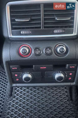 Позашляховик / Кросовер Audi Q7 2013 в 